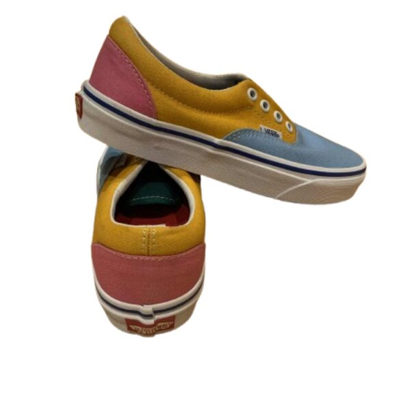 SHOES - Picture 1 of 2